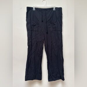 Local European multi pocket pant